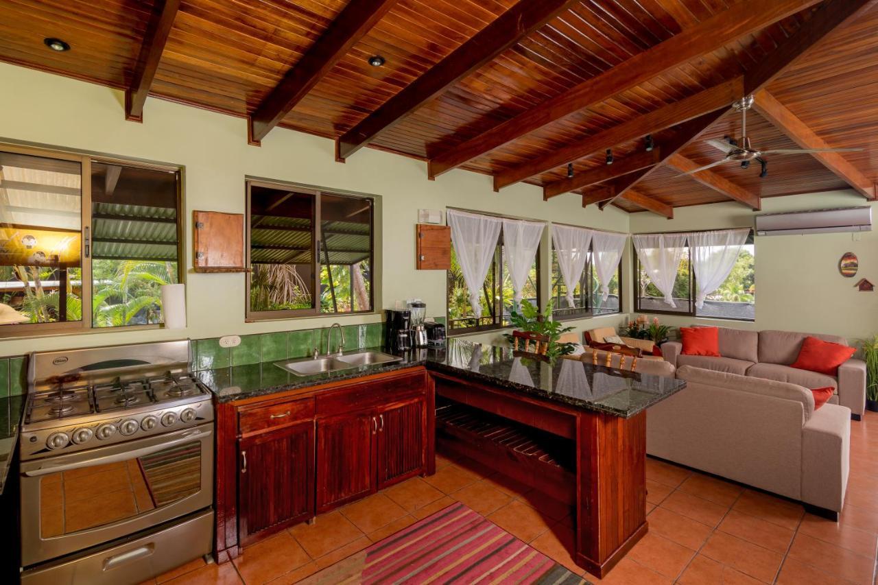 Villas Oasis Manuel Antonio Exterior photo